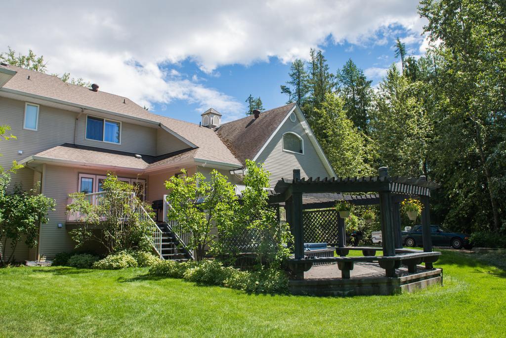 Silver Star Bed&Breakfast Bed and Breakfast Vernon Exteriör bild